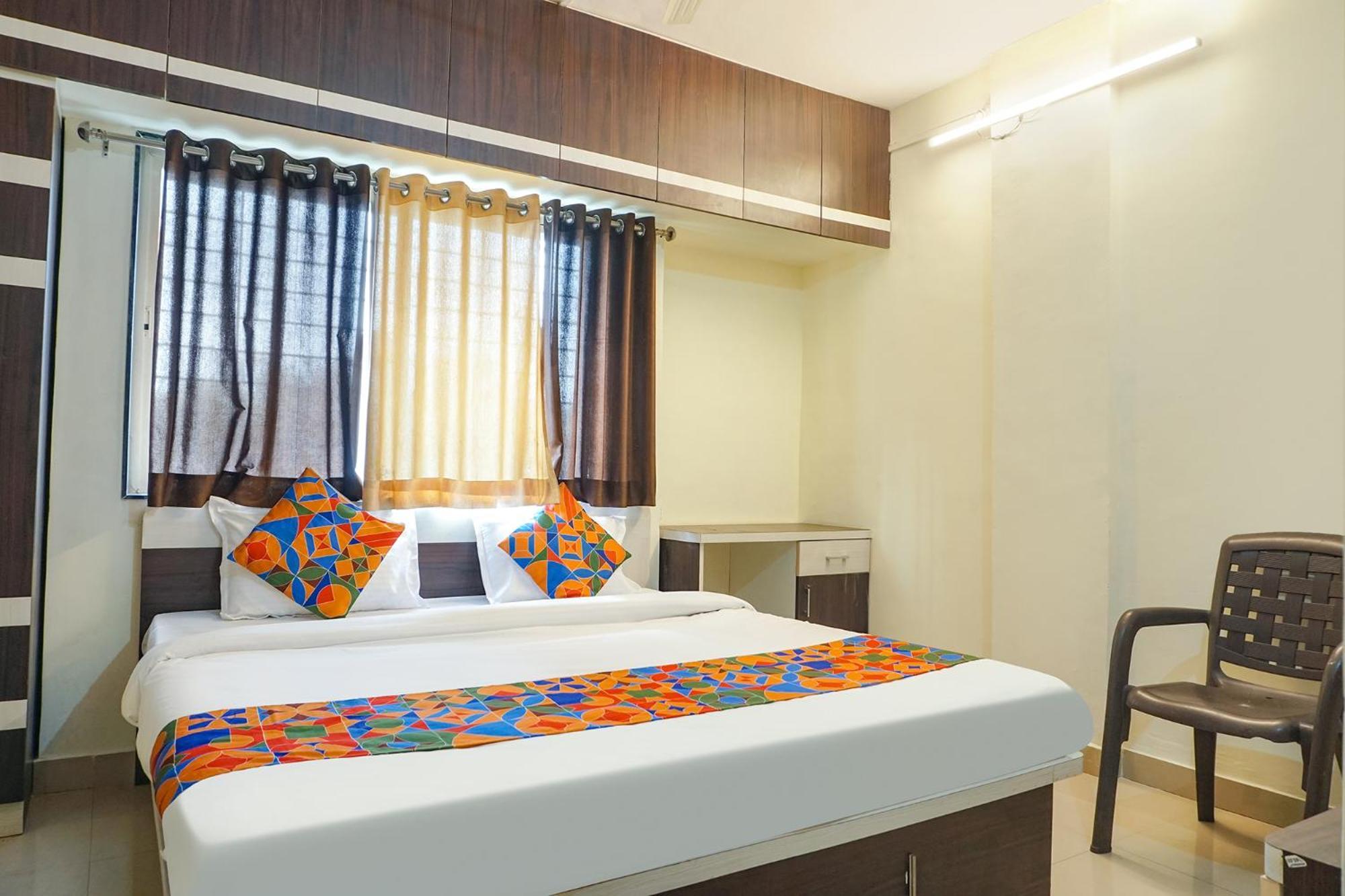 Fabhotel The Guest House Pune Exteriör bild